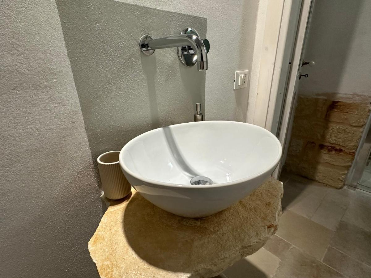 אוסטוני Arquati Room מראה חיצוני תמונה